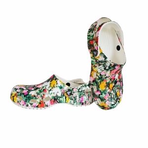 Crocs Green White Floral Water Friendly Buoyant Slip On Adult Clog